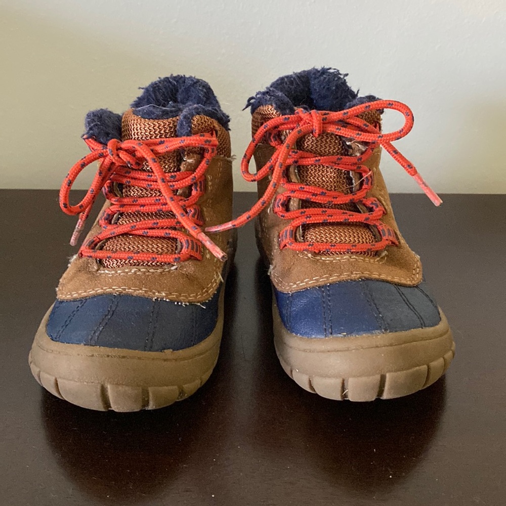 Wonder Nation toddler hiking boots